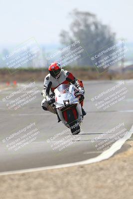 media/Sep-20-2025-TrackDaz (Sat) [[27f0cde673]]/A Group/2pm (Turn 9)/